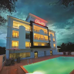 Dewland Cochin Hotel